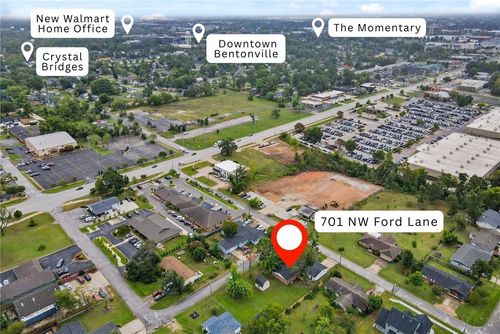 701 Nw Ford Ln, Bentonville, AR, 72712-4577 | Card Image