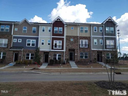 319 King Closer Dr, Cary, NC, 27519-9646 | Card Image