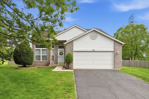 195 Briarcliff Ct, Romeoville, IL, 60446-6207 | Card Image