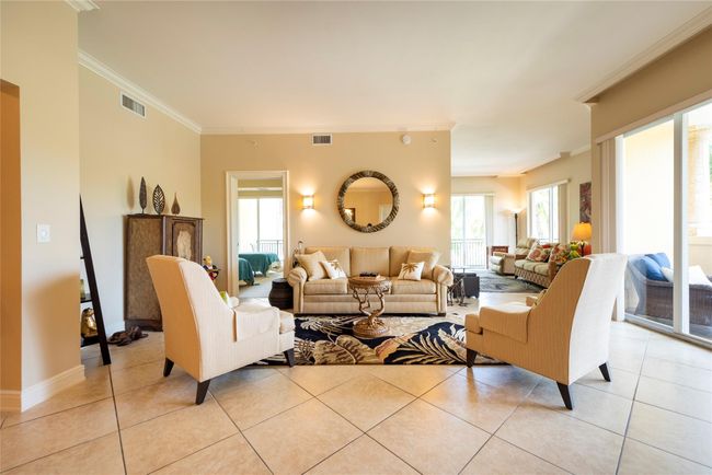 APT-272 - 16135 Emerald Estates Dr, Condo with 3 bedrooms, 3 bathrooms and null parking in Weston FL | Image 20