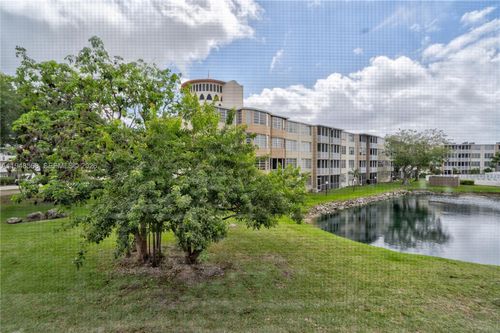 apt-202-1700 Ne 191st St, Miami, FL, 33179-4205 | Card Image