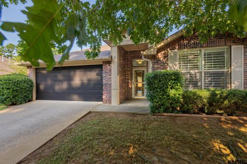 502 Happy Cir, Whitehouse, TX, 75791-3122 | Card Image