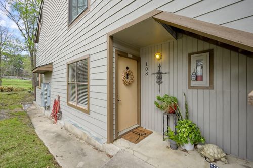 1-3900 Aspen Dr, Montgomery, TX, 77356-8651 | Card Image