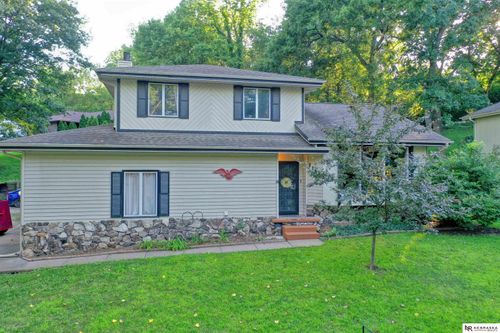 1114 Elizabeth Dr, Plattsmouth, NE, 68048-1300 | Card Image