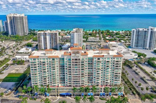 1017-3020 Ne 32nd Ave, Fort Lauderdale, FL, 33308-7229 | Card Image