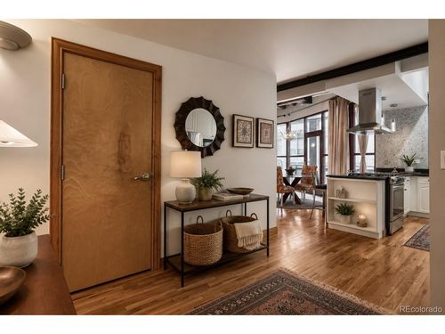 214-1020 15th St, Denver, CO, 80202-2328 | Card Image