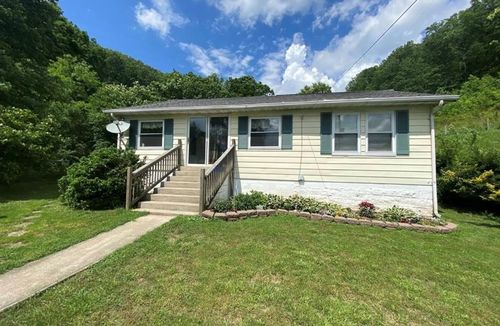 643 Nora Road, Bluefield, WV, 24701 | Card Image