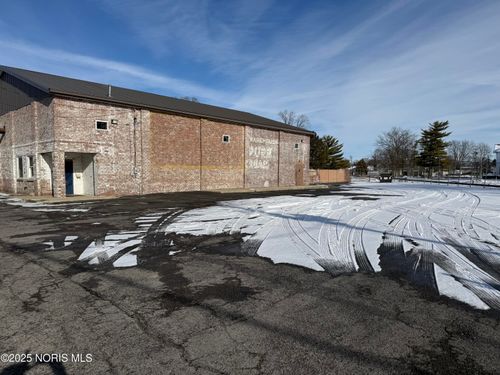 413 N Main St, Findlay, OH, 45840-3541 | Card Image