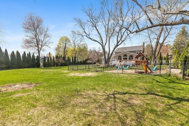 104 Holliston St, House other with 4 bedrooms, 3 bathrooms and 4 parking in Medway MA | Image 38