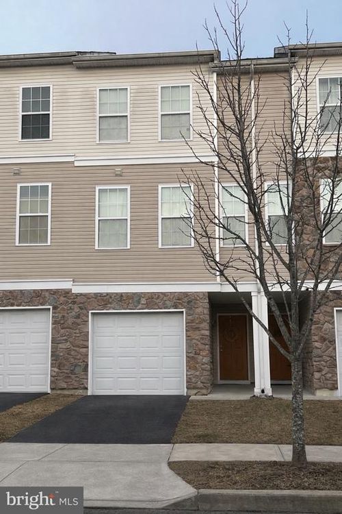 10 Rowand Way E, CLEMENTON, NJ, 08021-4114 | Card Image