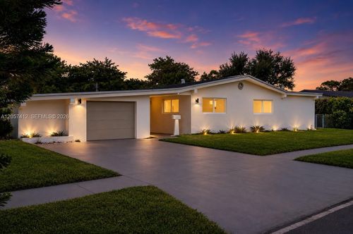5715 Jackson St, Hollywood, FL, 33023-1445 | Card Image