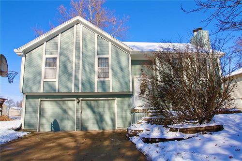 15500 W 152nd St, Olathe, KS, 66062-3087 | Card Image