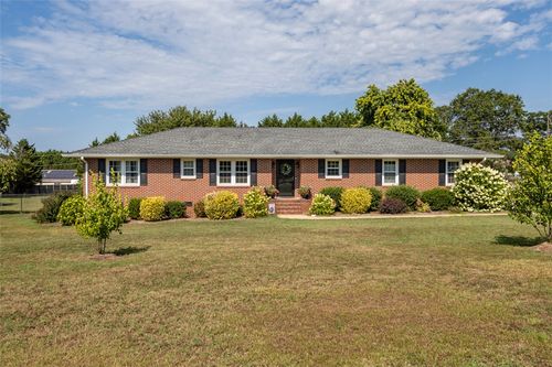 817 New Hope Rd, Anderson, SC, 29626-5225 | Card Image