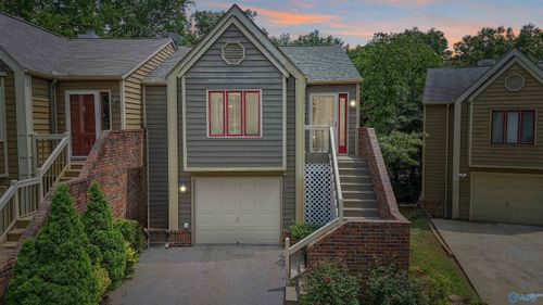 213 Knollridge Cir Ne, Huntsville, AL, 35801-1955 | Card Image