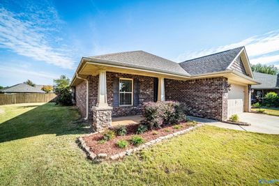 502 Tidal Court, House other with 3 bedrooms, 2 bathrooms and null parking in Madison AL | Image 2