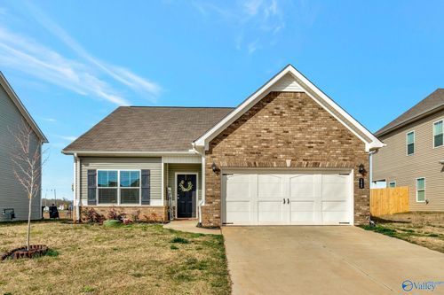 125 Story Ray Dr, New Market, AL, 35761-6500 | Card Image