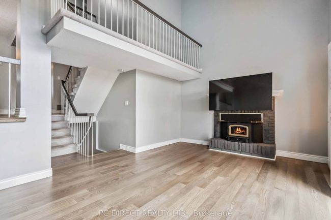 1950 Bowler Dr, House attached with 3 bedrooms, 2 bathrooms and 1 parking in Pickering ON | Image 7