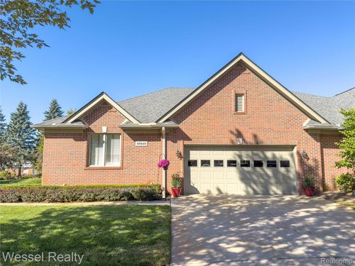 15-68649 Cornerstone Dr, Washington Township, MI, 48095-2926 | Card Image