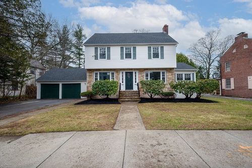 89 William, Worcester, MA, 01609 | Card Image