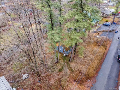 56 South Dr, Saugerties, NY, 12477-4741 | Card Image