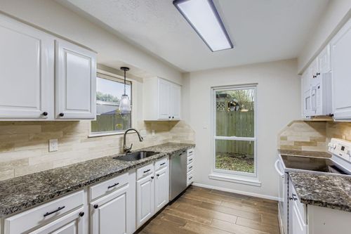 17706 Fife Ln, Webster, TX, 77598-3204 | Card Image