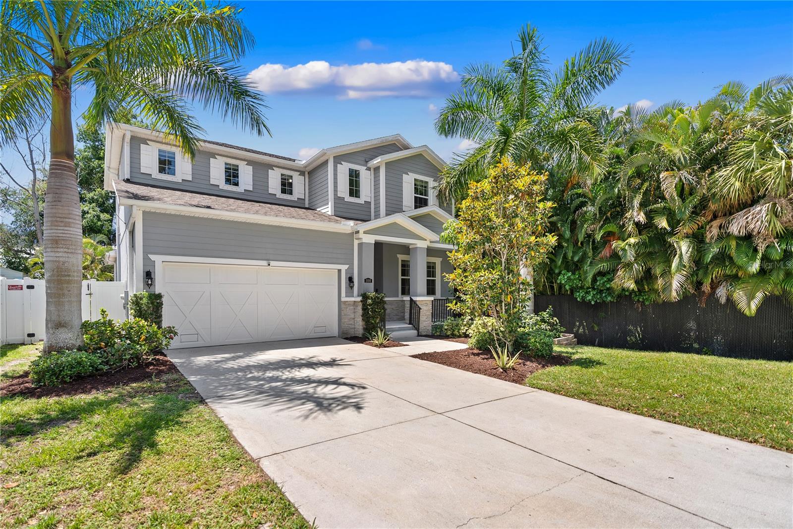 Robinhood St, Sarasota, FL 34231