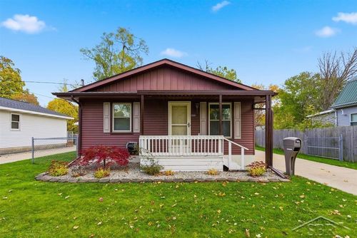 202 W Baker St, Midland, MI, 48640-5480 | Card Image