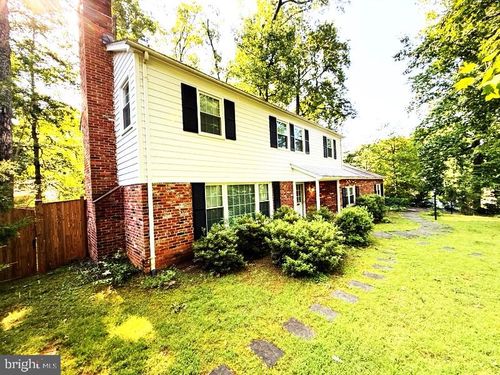 9303 Fernwood Rd, BETHESDA, MD, 20817-2340 | Card Image