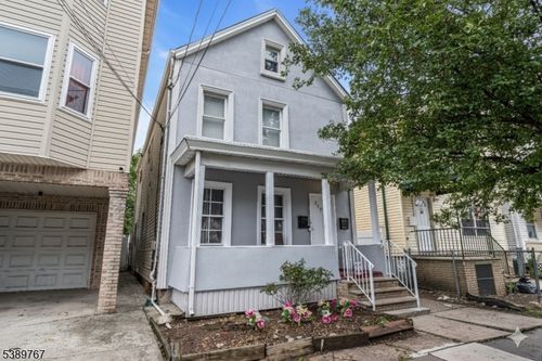 327 Fulton St, Elizabethport, NJ, 07206-1726 | Card Image