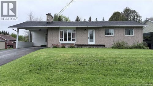 43 Rue Madawaska, Saint Jacques, NB, E7B1L6 | Card Image
