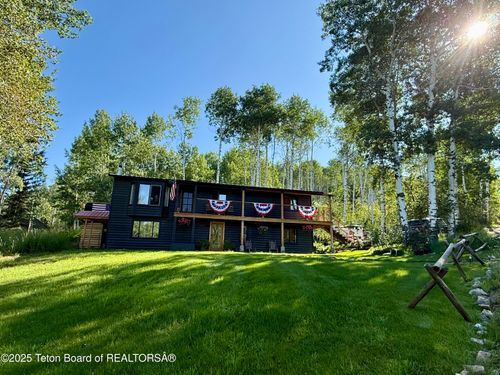 17 Elkhorn Dr, Thayne, WY, 83127 | Card Image