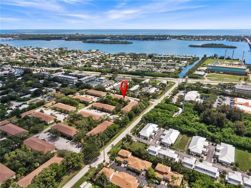 apt-m1-400 18th St, Vero Beach, FL, 32960-5655 | Card Image
