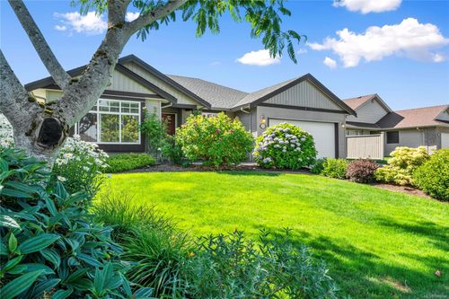 221 Lodgepole Dr, Parksville, BC, V9P2Z1 | Card Image