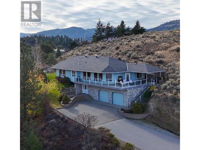 19409 Mcdougald Rd, House other with 3 bedrooms, 2 bathrooms and 2 parking in Summerland BC | Image 2