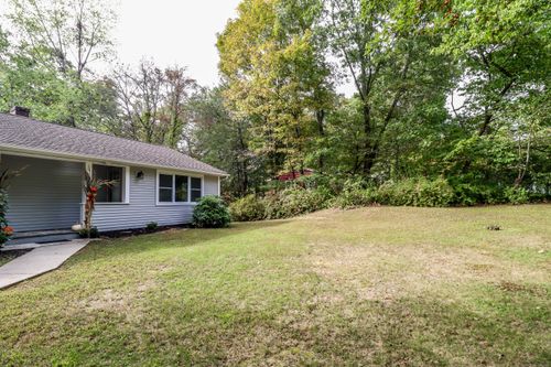 48 Candlewood Lake Rd, Brookfield, CT, 06804-2504 | Card Image