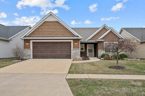 4709 Pheasant Creek Ave, Davenport, IA, 52807-0005 | Card Image