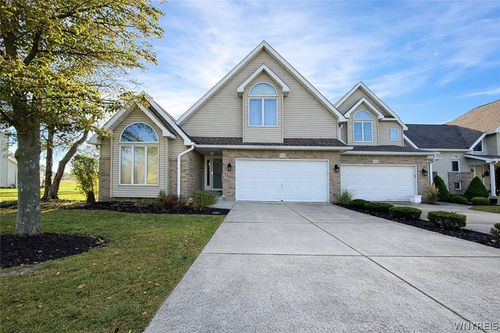 3226 E River Rd, Grand Island, NY, 14072-1983 | Card Image