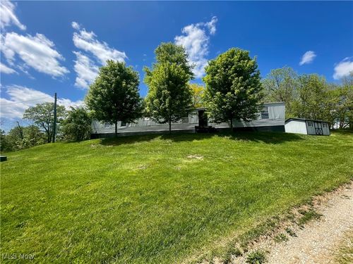 57833 Montour Rd, Senecaville, OH, 43780-9795 | Card Image