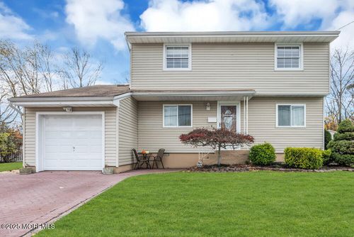 46 Owens Rd, Old Bridge, NJ, 08857-1863 | Card Image