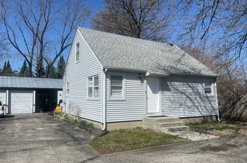 5010 W Elm St, McHenry, IL, 60050-4023 | Card Image