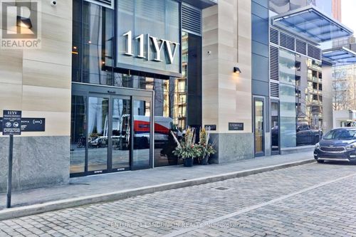 ph4-11 Yorkville Avenue, Toronto (Annex), ON, M4W0B7 | Card Image