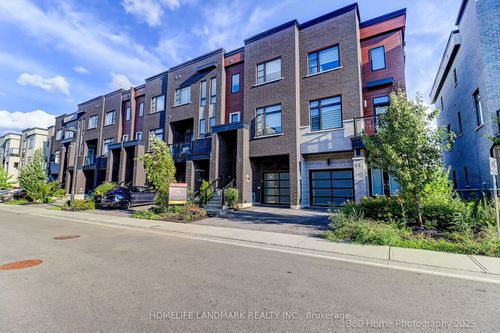 57 Laskin Dr, Vaughan, ON, L6A5A4 | Card Image