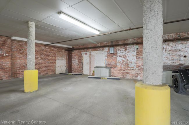 APT-29 - 200 River Place Dr, Condo with 2 bedrooms, 3 bathrooms and null parking in Detroit MI | Image 40