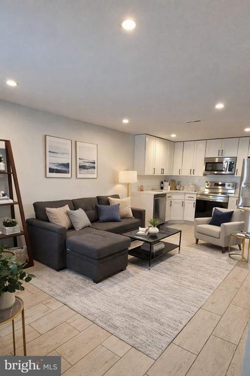 638 Rock Creek Church Rd Nw, WASHINGTON, DC, 20010-1615 | Card Image