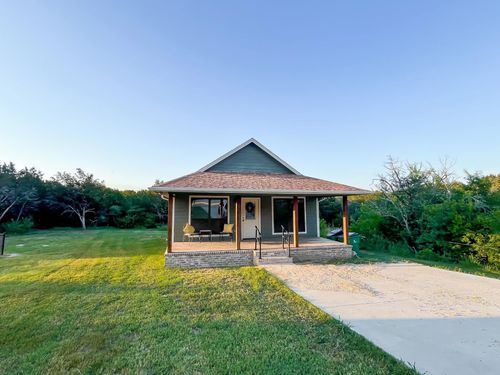 2401 Fox Ct, Granbury, TX, 76048-5751 | Card Image
