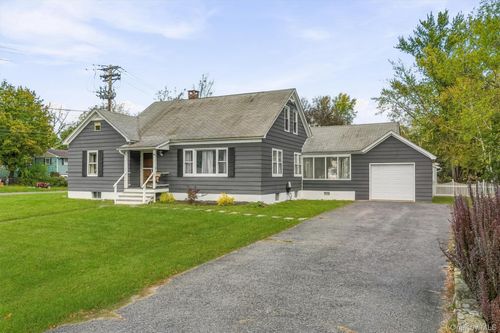 140 Senior St, Montgomery, NY, 12549-1514 | Card Image