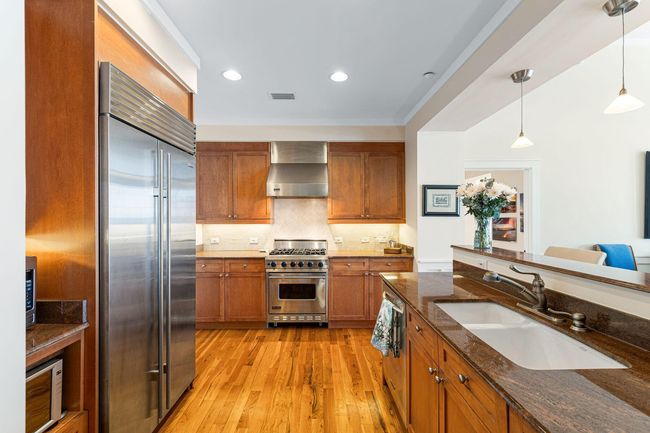 Kitchen | Image 10