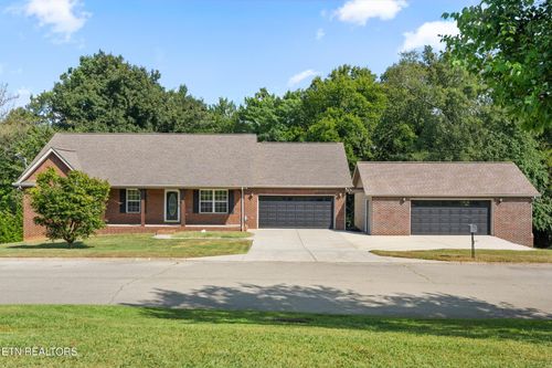 1737 Sharp Dr, Lenoir City, TN, 37771-6402 | Card Image