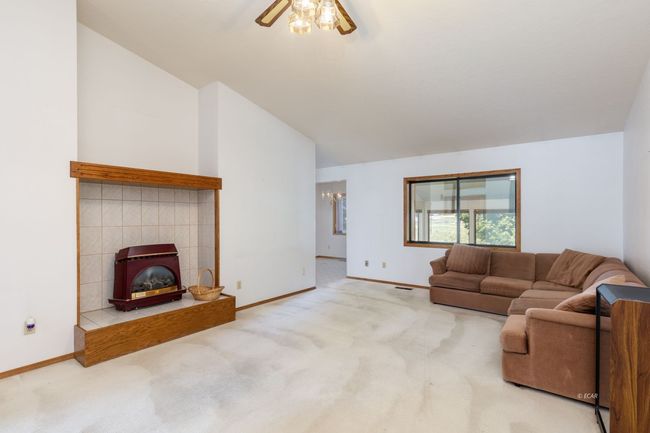 395 Edgebrook Dr, House other with 3 bedrooms, 2 bathrooms and null parking in Spring Creek NV | Image 23