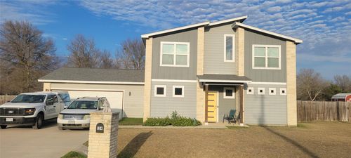 134 Naalehu Ct, Bastrop, TX, 78602-2064 | Card Image